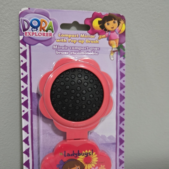 Dora the Explorer Pink Compact Mirror with Pop-up Brush - Picture 3 of 5